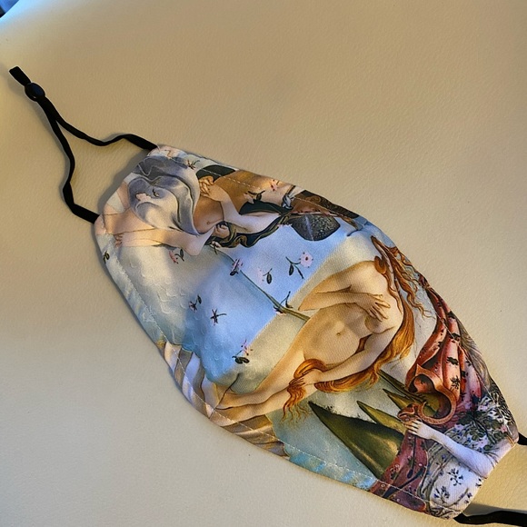 Venus Face Mask - Picture 4 of 5